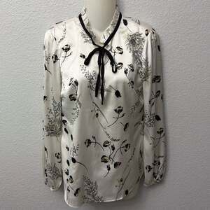 Size 2 - White House Black Market Women’s Silk Blend Organza Long Sleeve Blouse